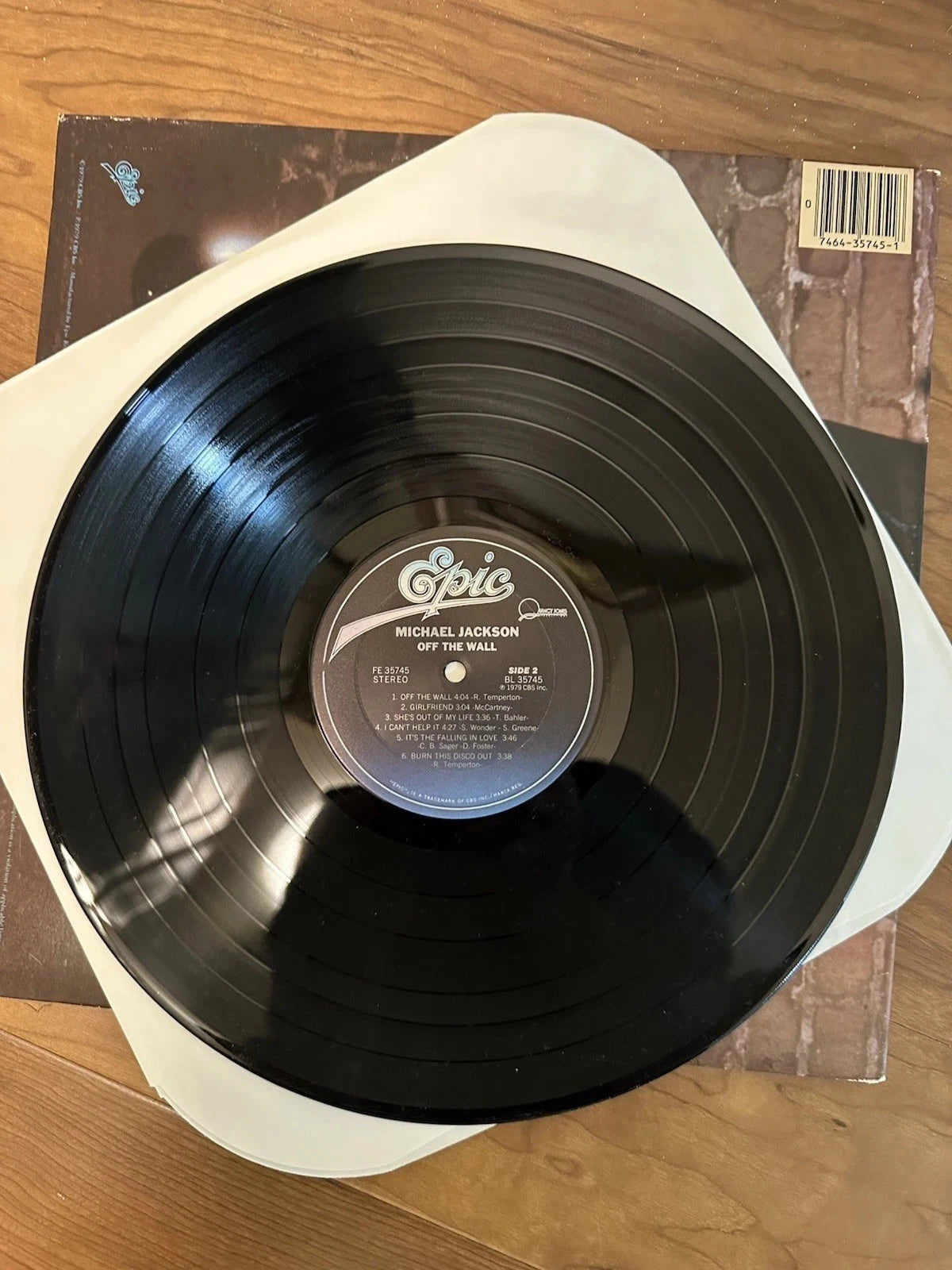 Michael Jackson Off the Wall 1979 vinyl LP record with colorful album cover art.